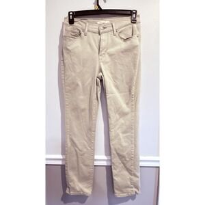 Levi's jeans  Classic straight-leg style khaki colorway Size 6 White Tag